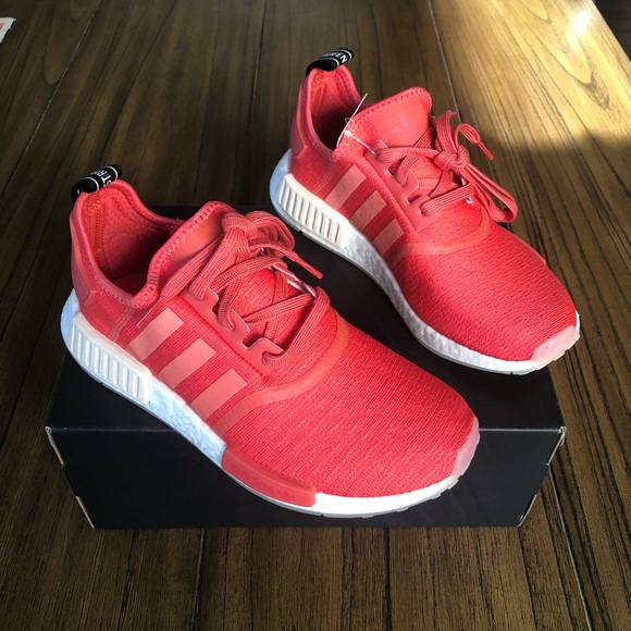 FLASH SALE! Adidas originals NMD R1 womans sneaker - Picture 6 of 8
